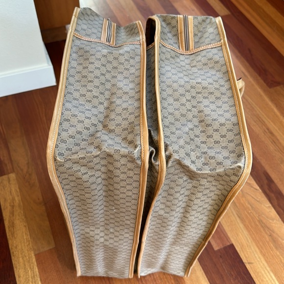 Gucci Brown and Black Travel Bag with Red Stripes - Picture 13 of 16